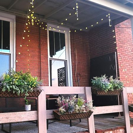 Spacious Luxury Apt In Historic Downtown - Oh Amish Country Millersburg Exterior foto